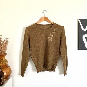 Vintage Gold Sweater w floral detail
